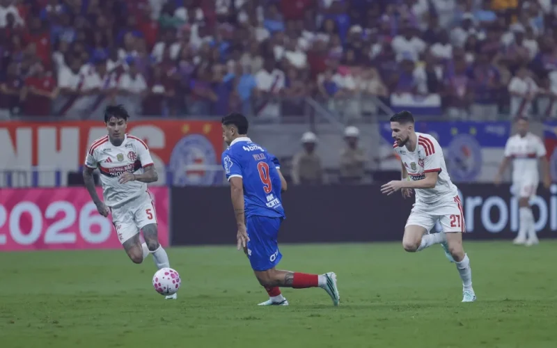Flamengo vence o Bahia e reassume a liderança do Campeonato Brasileiro